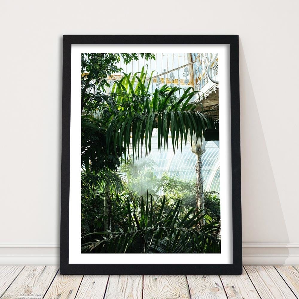 Glezna melnā rāmī - Palm House  Home Trends