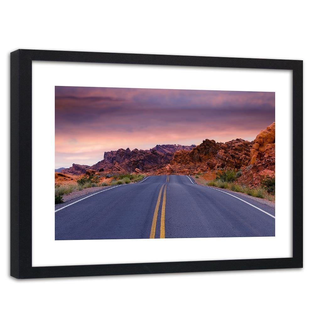 Glezna melnā rāmī - The Road In The Desert  Home Trends