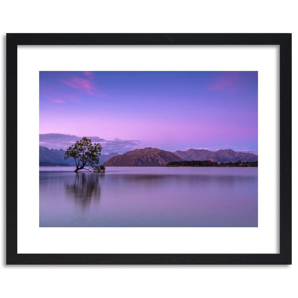 Glezna melnā rāmī - Tree In The Middle Of The Lake 1  Home Trends