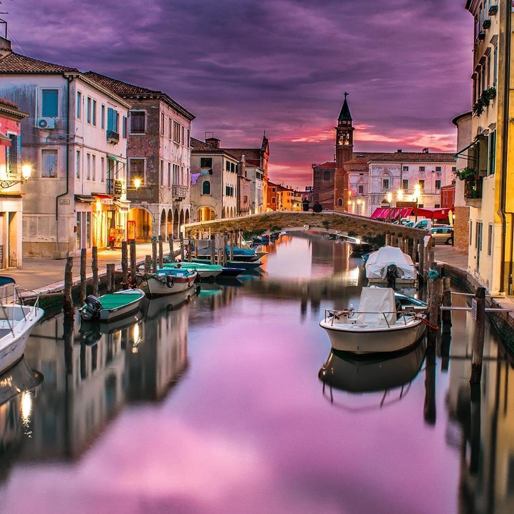 Glezna melnā rāmī - Venetian Dawn  Home Trends