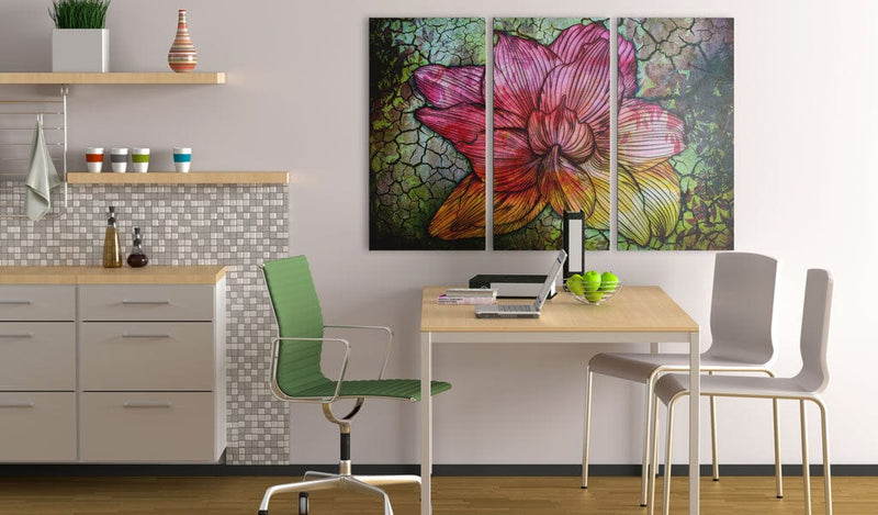 Glezna - A rainbow-hued abstract flower Home Trends