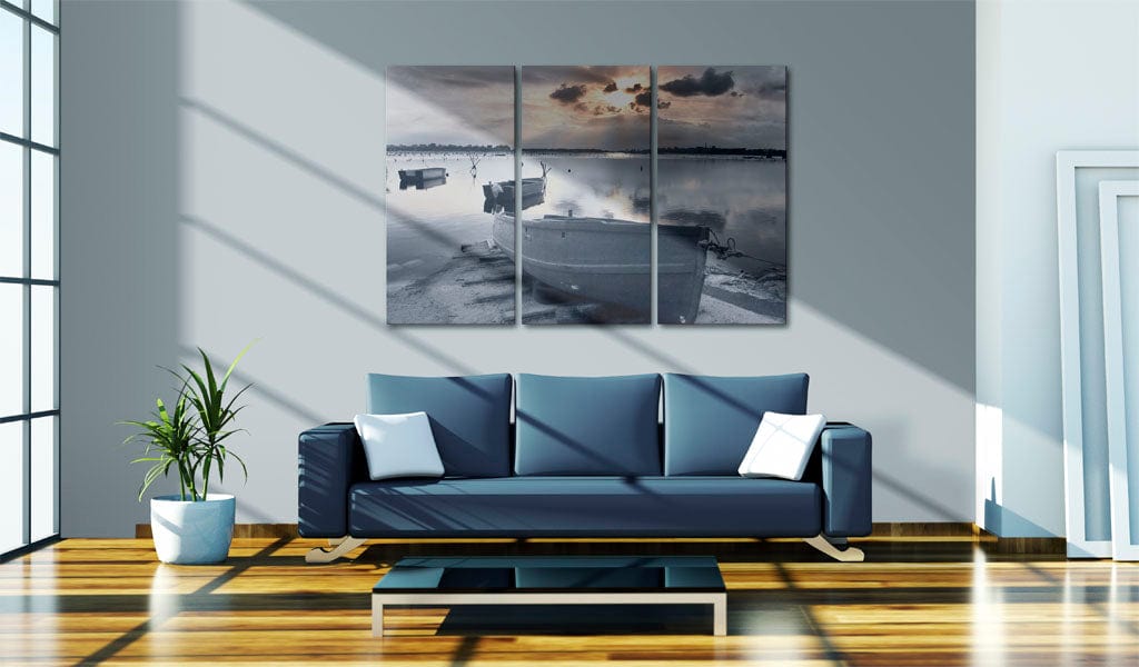 Glezna - A small boat by a lake Home Trends