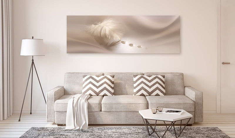 Kanva - Delicate Feather Home Trends