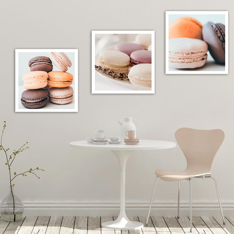Kanva - Macaroons On A Plate 2  Home Trends DECO