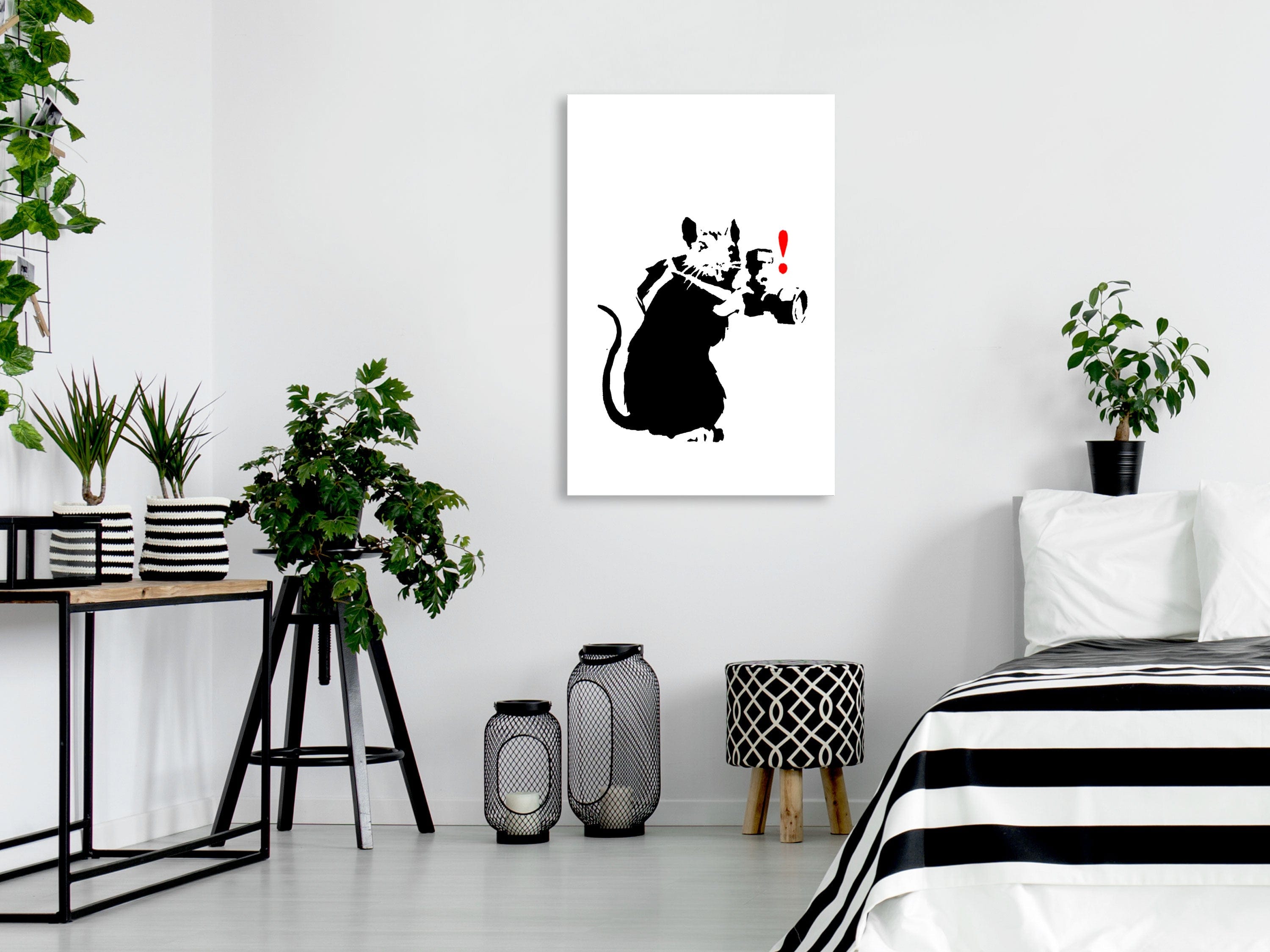 Glezna - Rat Photographer (1 Part) Vertical Home Trends
