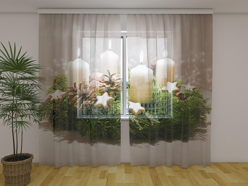 Ziemassvētku aizkari - Dekorēts Adventes vainags 180 x 140 cm (2X 90x140 cm) / Сaurspīdīgs šifons E-interjers.lv