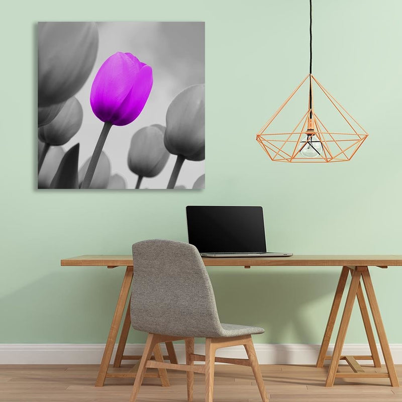 Dekoratīvais panelis - Purple Tulip In Gray 