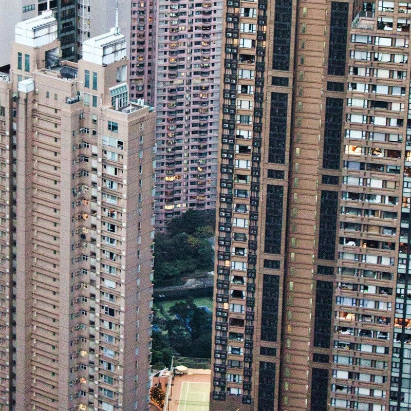 Glezna baltā rāmī - Skyscrapers In Hong Kong 