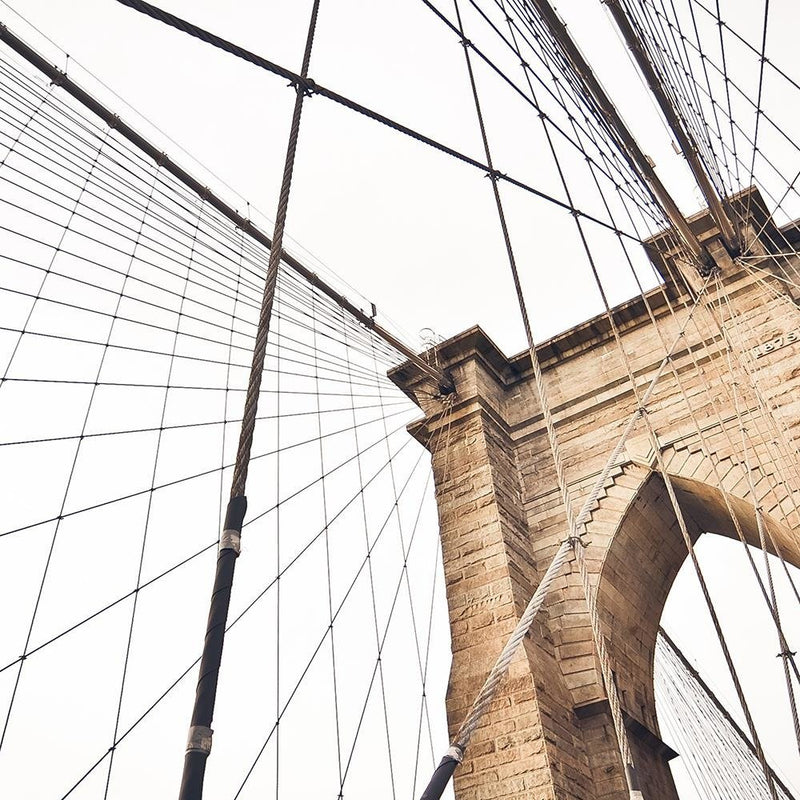Glezna baltā rāmī - The Design Of The Brooklyn Bridge 