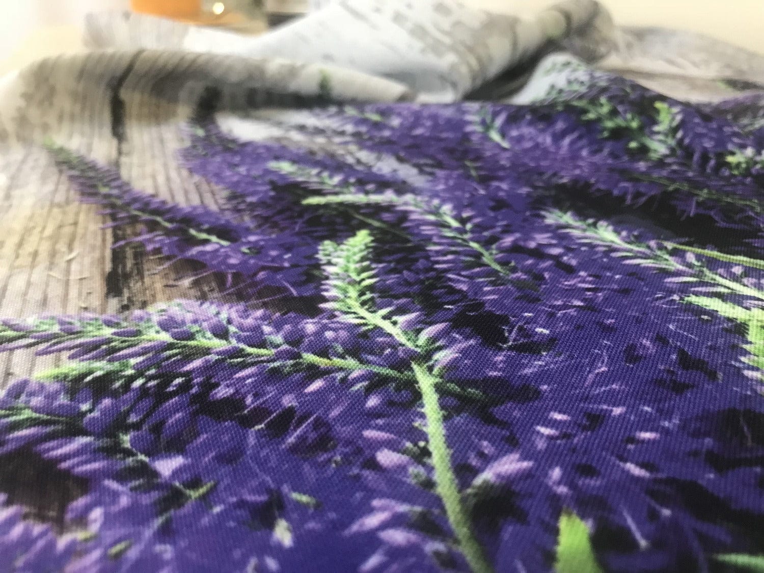 Galdauts - Lavanda uz koka Home Trends