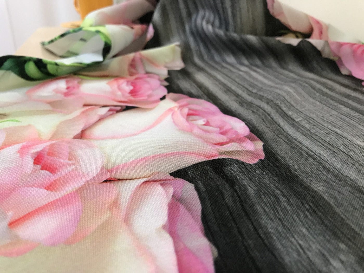 Galdauts - Rozes un koks Home Trends