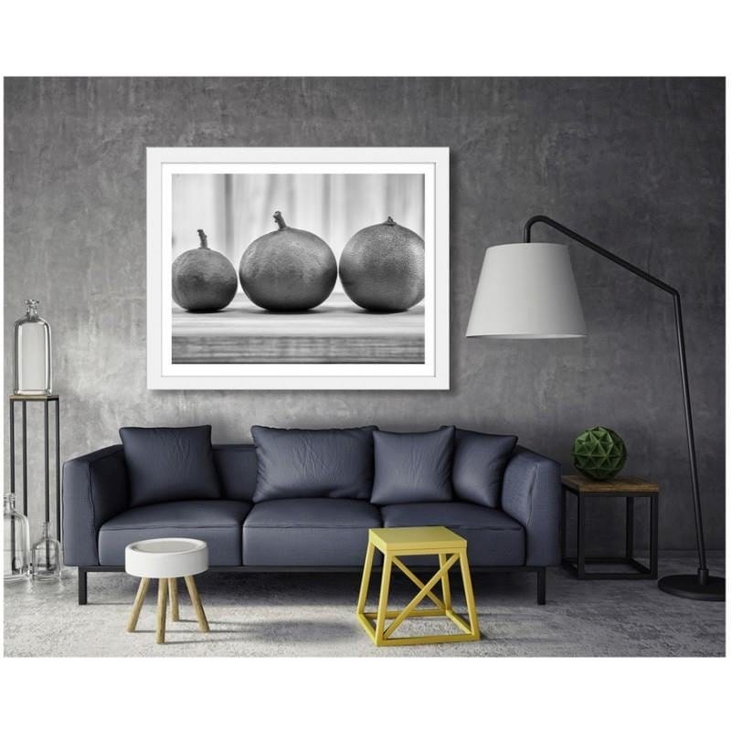 Glezna baltā rāmī - Black and white lemons  Home Trends DECO