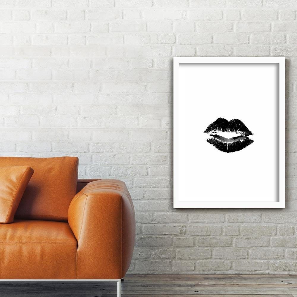 Glezna baltā rāmī - Black Lips  Home Trends DECO