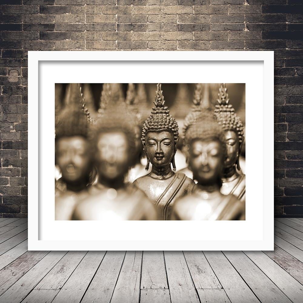 Glezna baltā rāmī - Buddha In The Crowd  Home Trends DECO