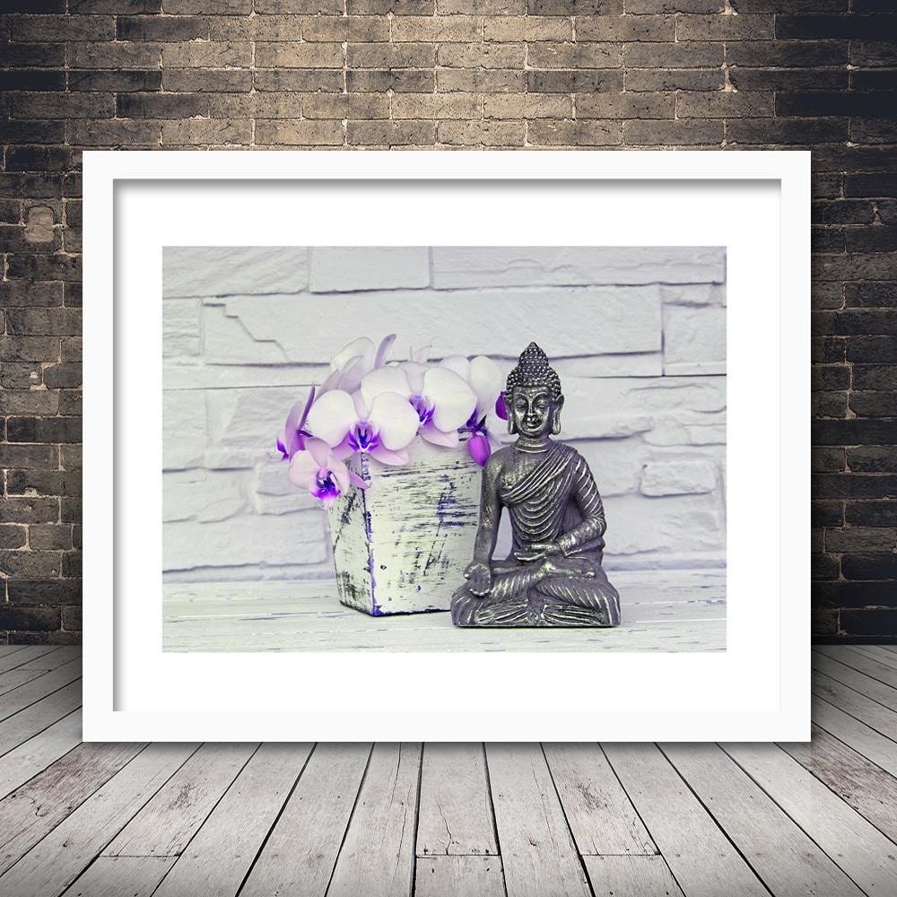Glezna baltā rāmī - Buddha With Flower  Home Trends DECO