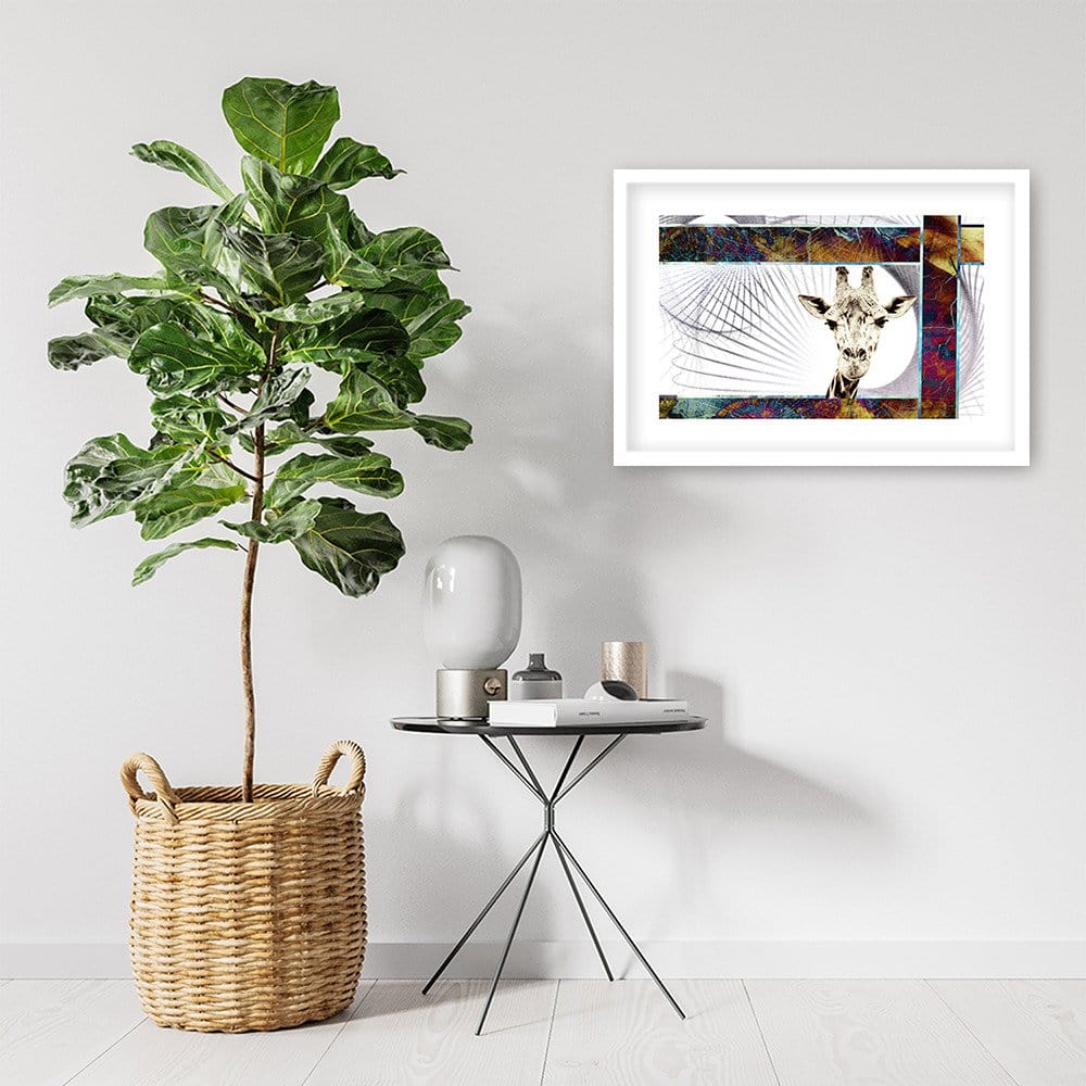 Glezna baltā rāmī - Curious Giraffe  Home Trends DECO