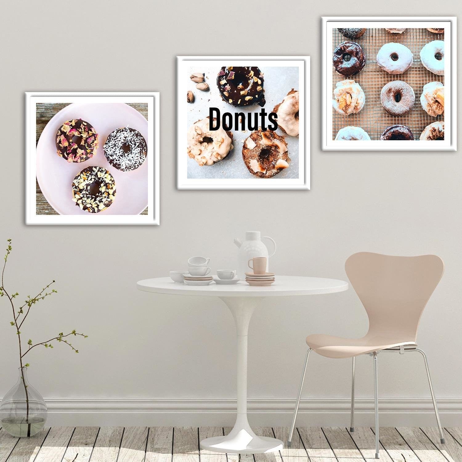 Glezna baltā rāmī - Donuts On A Plate 2  Home Trends DECO