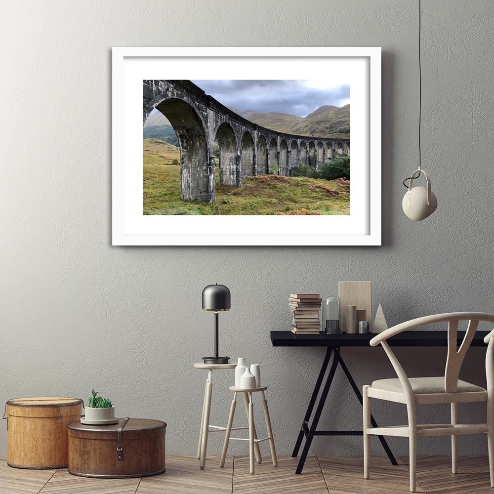 Glezna baltā rāmī - Glenfinnan Viaduct  Home Trends DECO