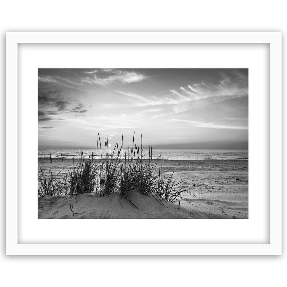 Glezna baltā rāmī - Grass On The Beach 2  Home Trends DECO