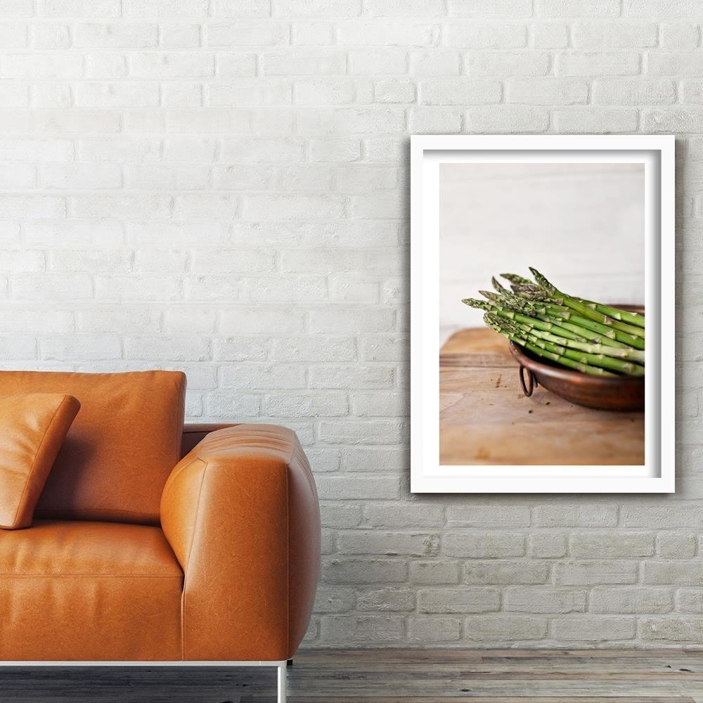 Glezna baltā rāmī - Green Asparagus  Home Trends DECO