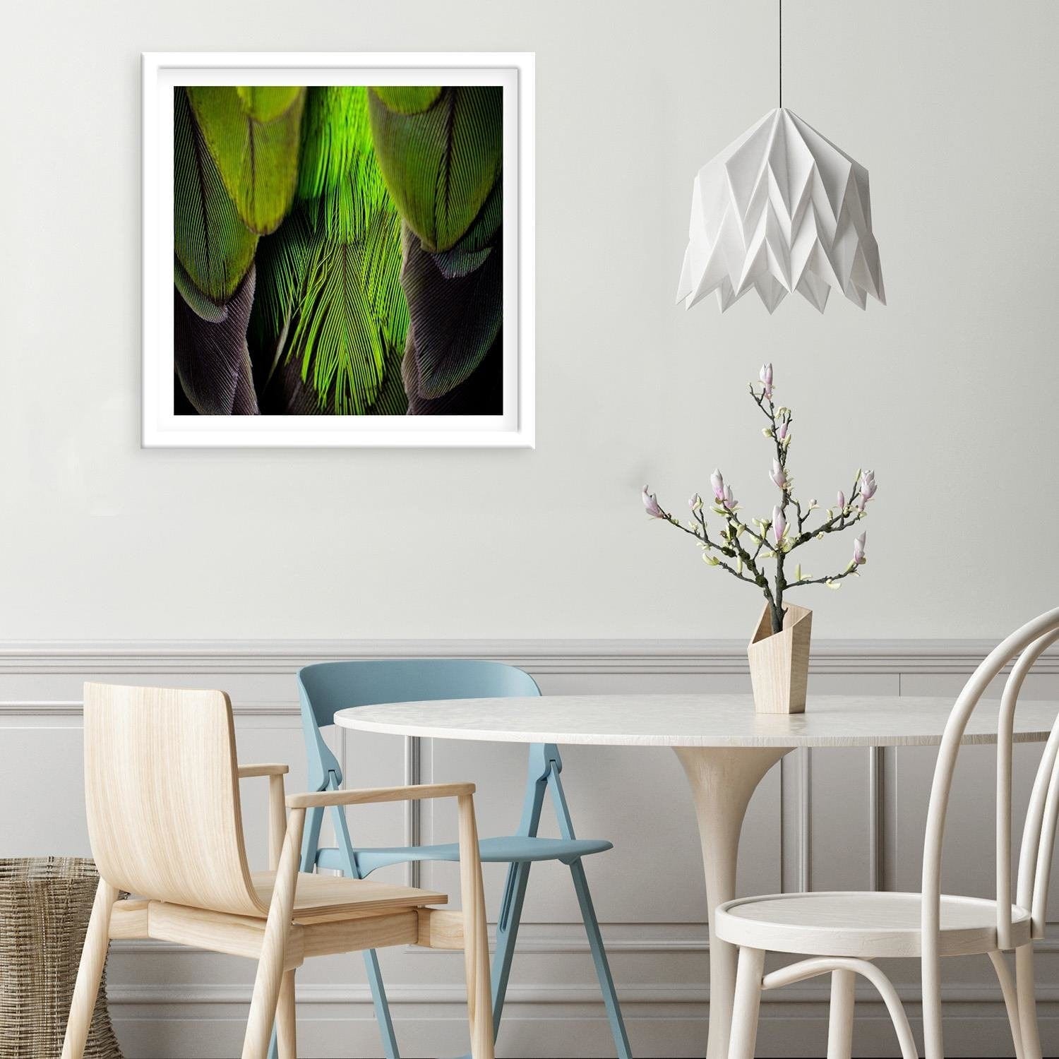 Glezna baltā rāmī - Green Feathers  Home Trends DECO
