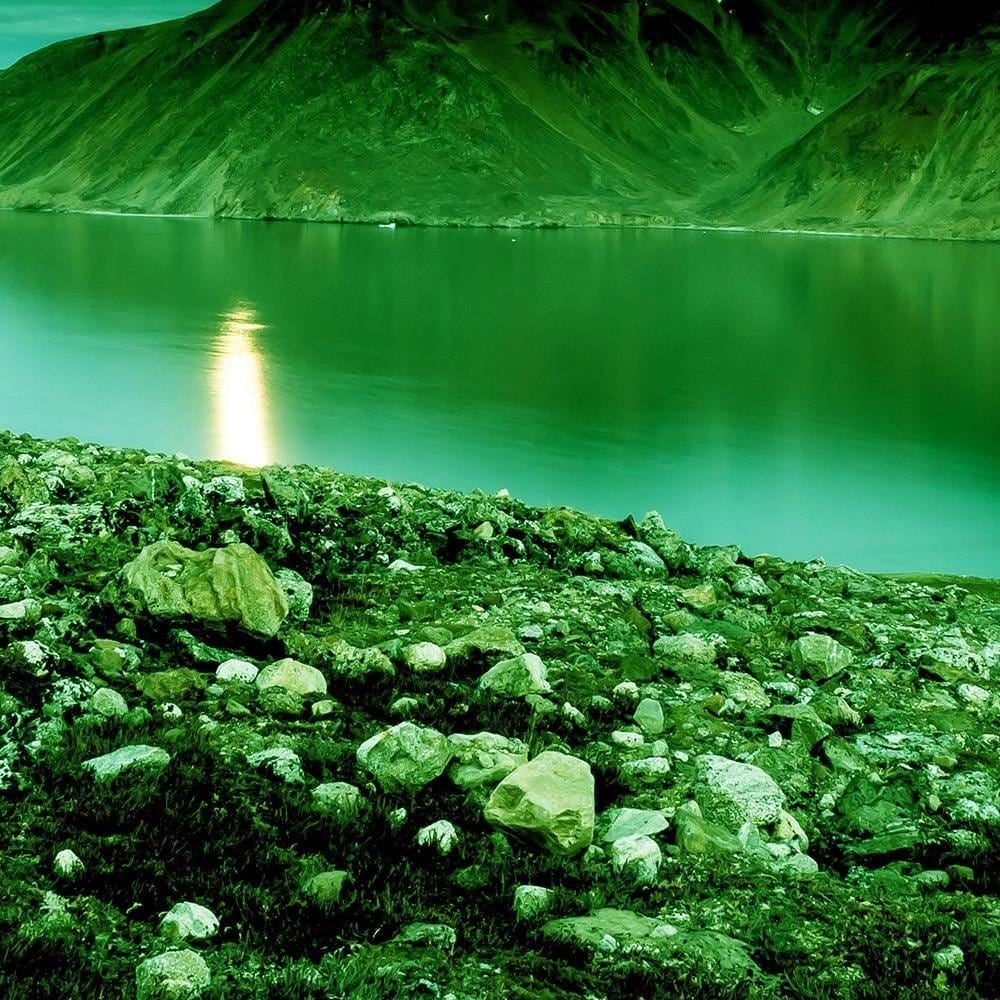 Glezna baltā rāmī - Green Mountain Landscape  Home Trends DECO