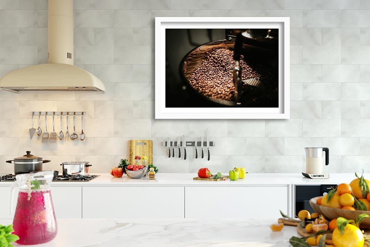 Glezna baltā rāmī - Grinding Coffee Beans  Home Trends DECO