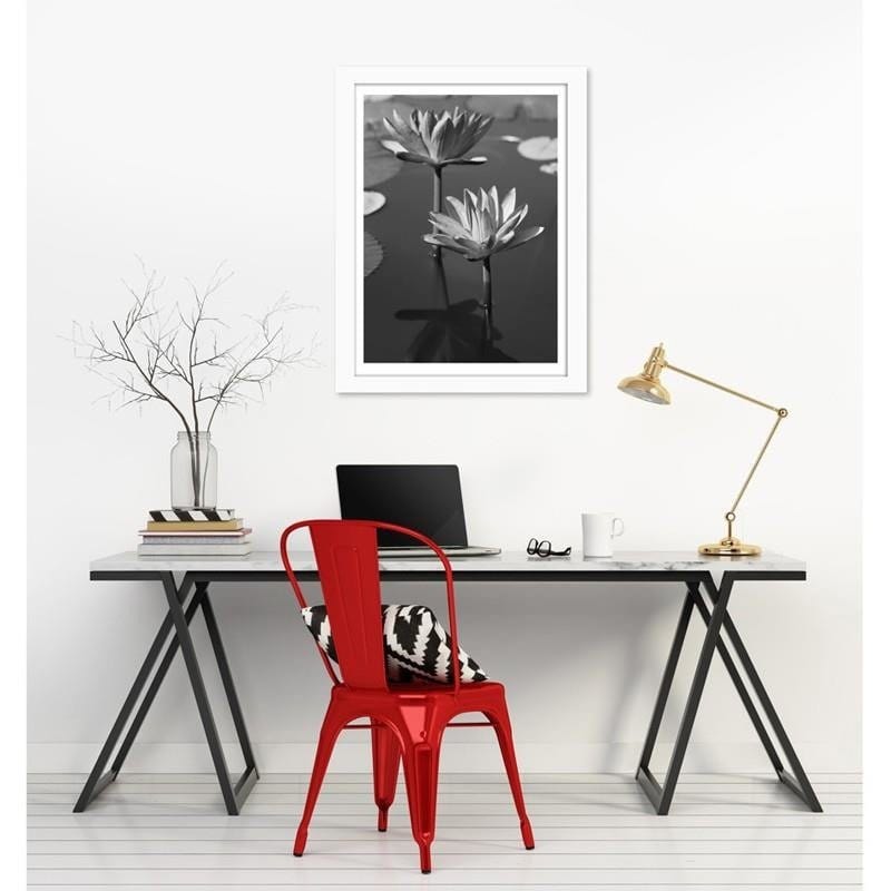 Glezna baltā rāmī - Lilies in the pond  Home Trends DECO