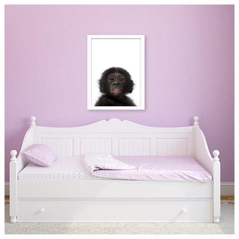 Glezna baltā rāmī - Little chimpanzee.  Home Trends DECO