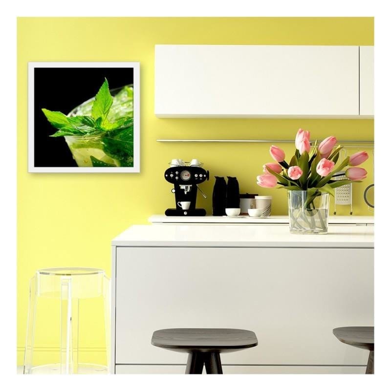 Glezna baltā rāmī - Mojito cocktail  Home Trends DECO