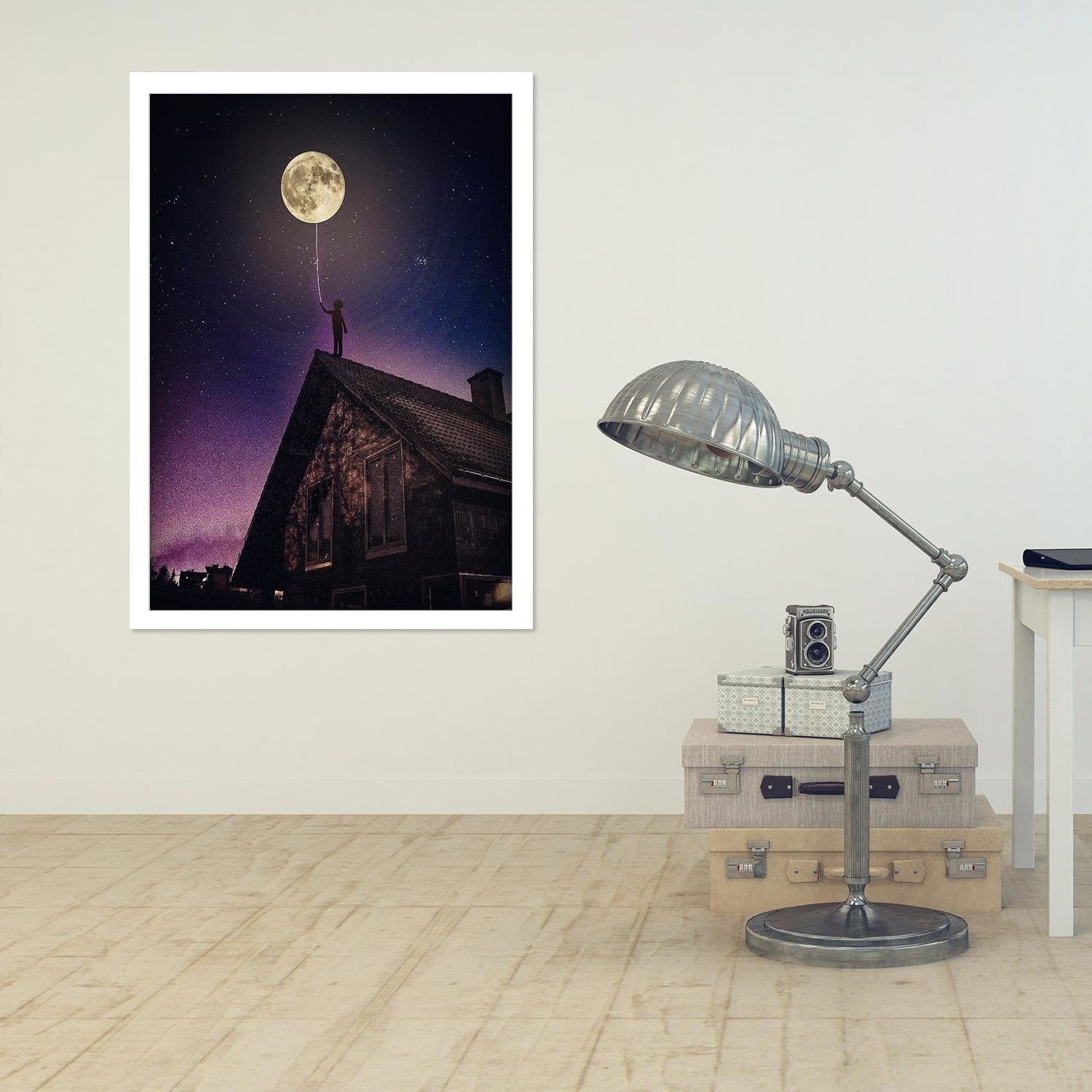 Glezna baltā rāmī - Moon As Balloon  Home Trends DECO