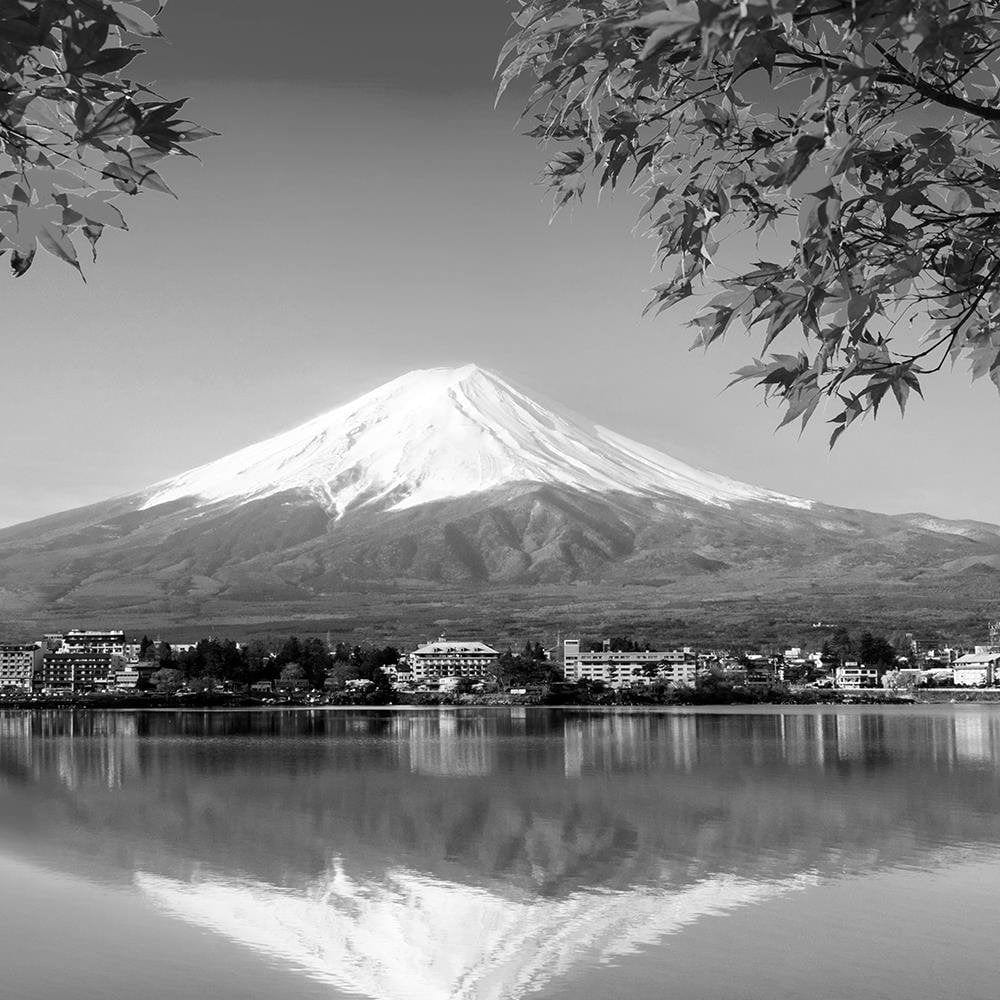 Glezna baltā rāmī - Mount Fuji And Lake 2  Home Trends DECO