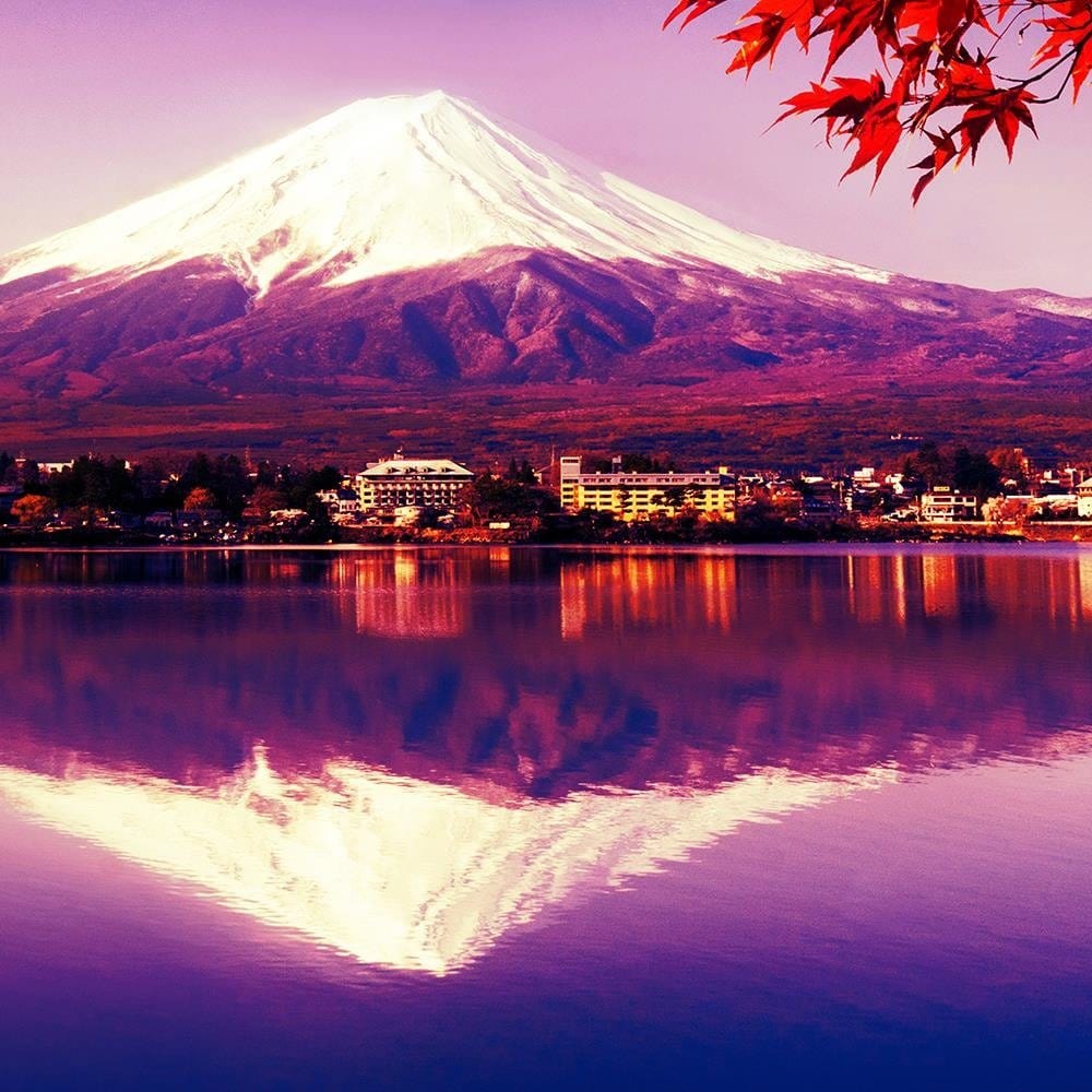 Glezna baltā rāmī - Mount Fuji And Lake  Home Trends DECO