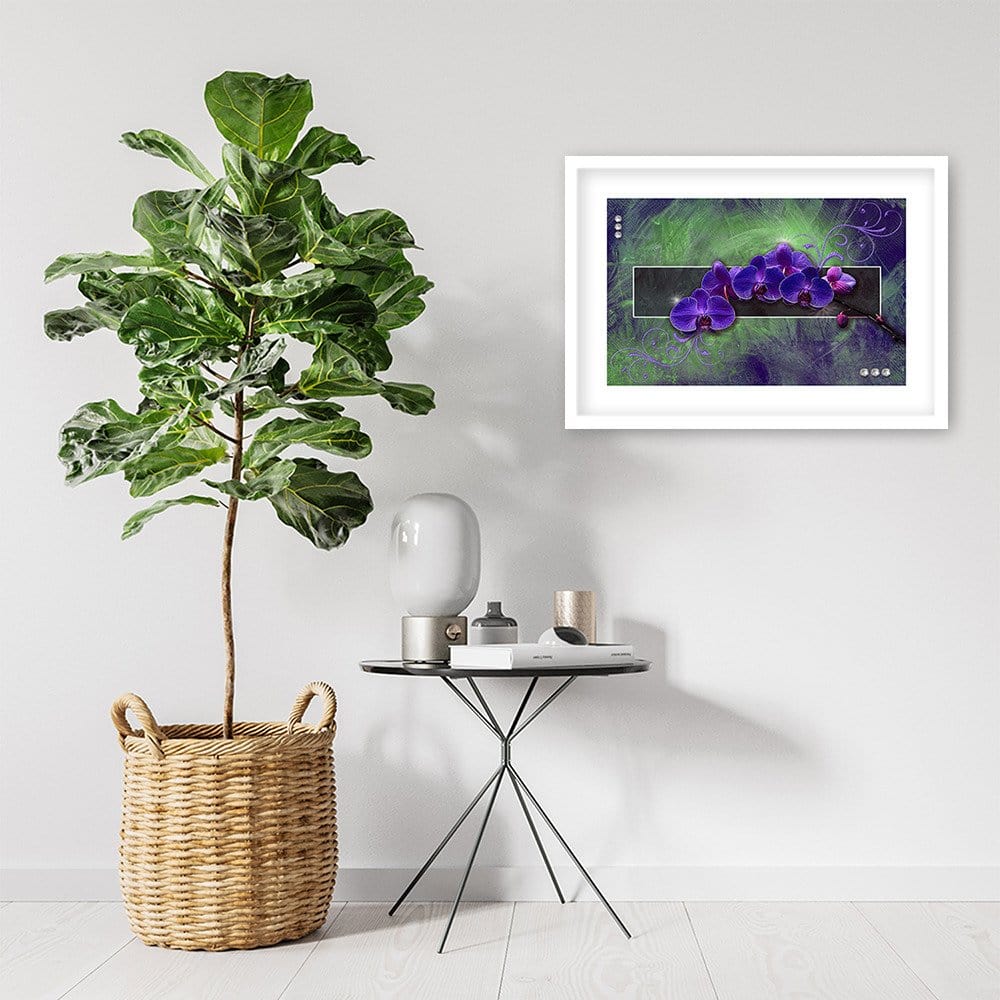 Glezna baltā rāmī - Orchid Purple  Home Trends DECO