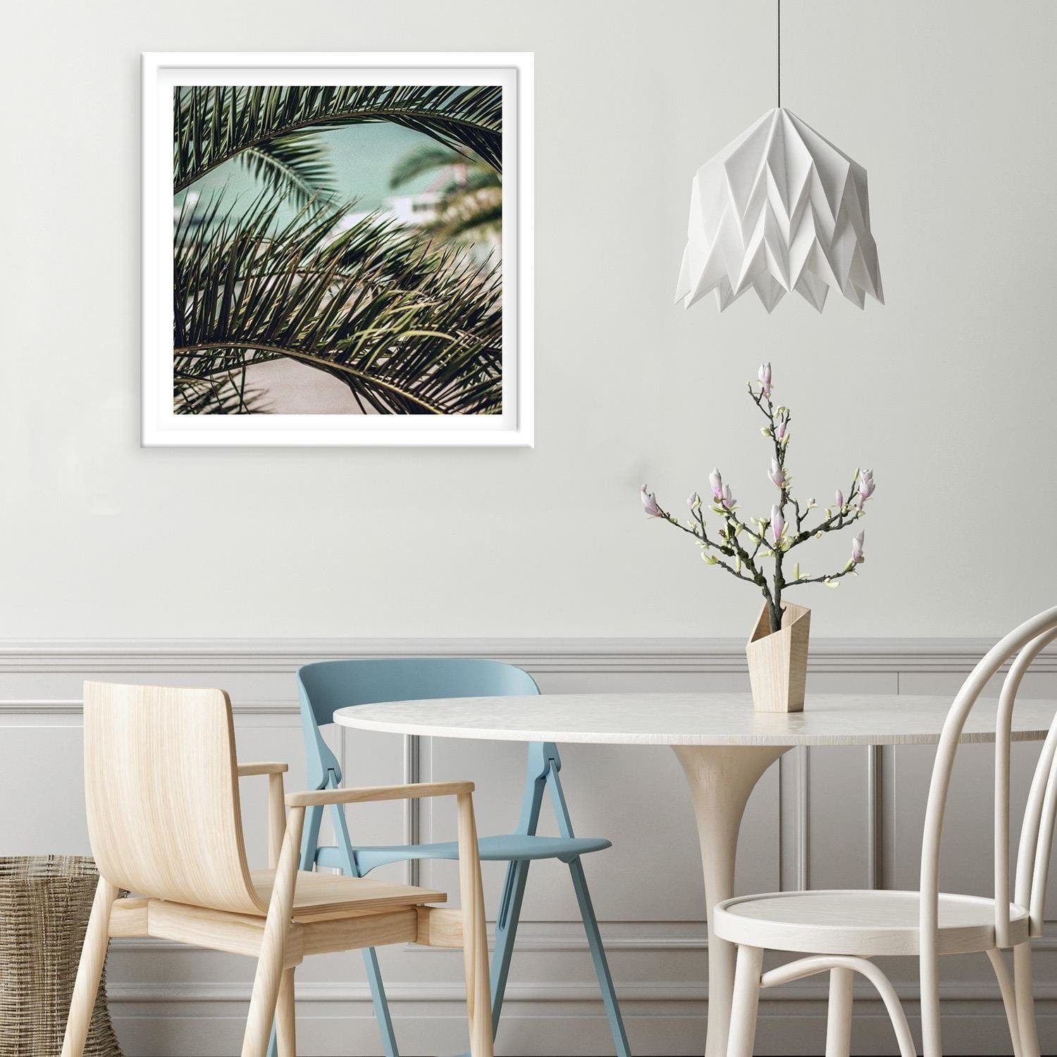 Glezna baltā rāmī - Palm Leaves 2  Home Trends DECO