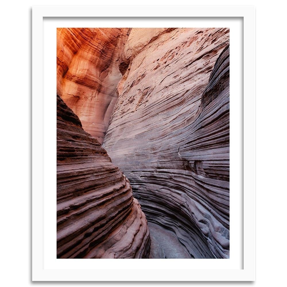 Glezna baltā rāmī - Pass Between The Rocks  Home Trends DECO
