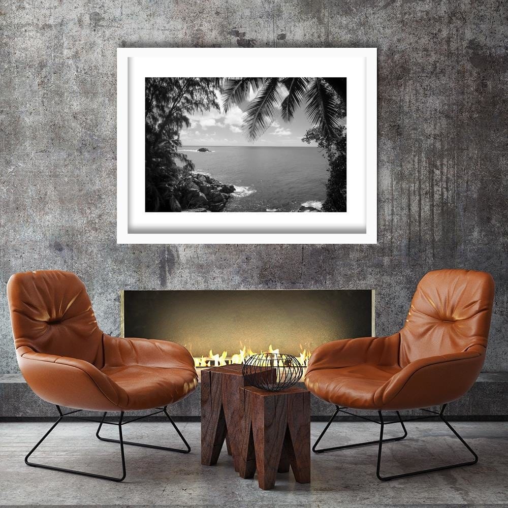 Glezna baltā rāmī - Rock In The Sea 2  Home Trends DECO
