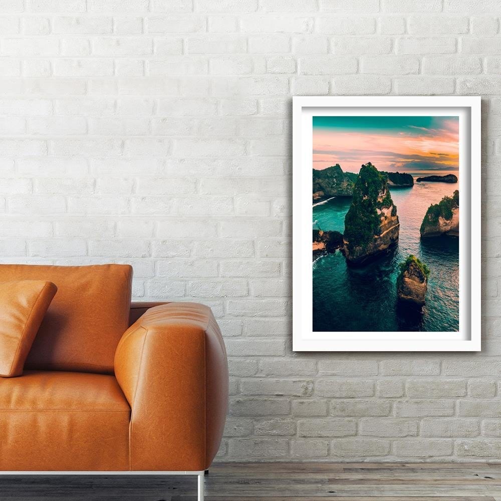 Glezna baltā rāmī - Rocks In The Turquoise Ocean  Home Trends DECO