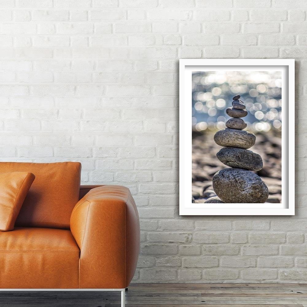 Glezna baltā rāmī - Stones On The Beaches  Home Trends DECO