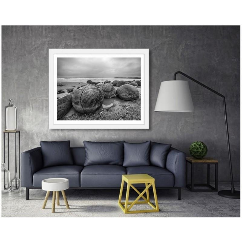 Glezna baltā rāmī - Stones on the shore 2  Home Trends DECO