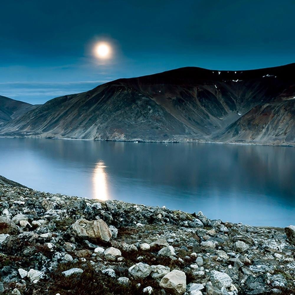 Glezna baltā rāmī - Sunset Over A Mountain Lake 3  Home Trends DECO
