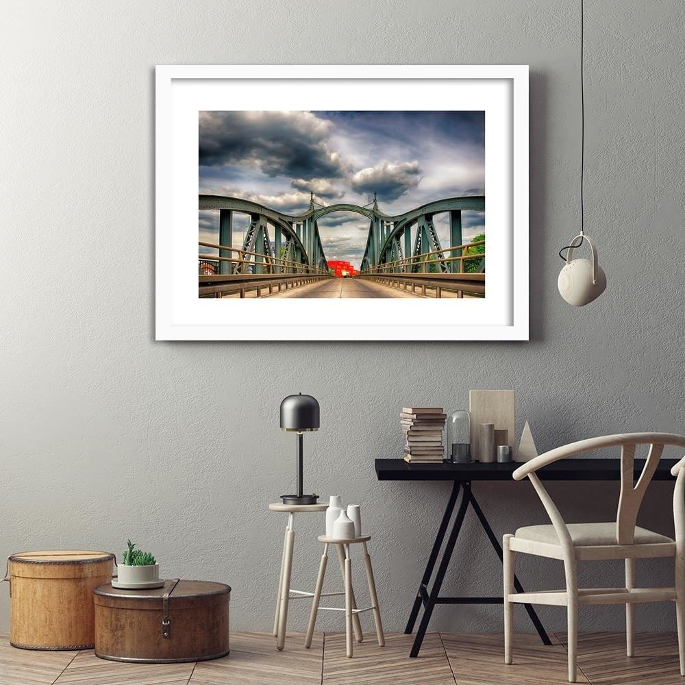 Glezna baltā rāmī - The Great Iron Bridge  Home Trends DECO
