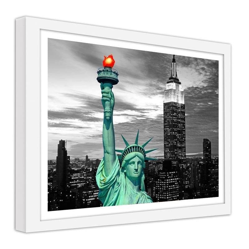 Glezna baltā rāmī - The Statue of Liberty and New York City  Home Trends DECO