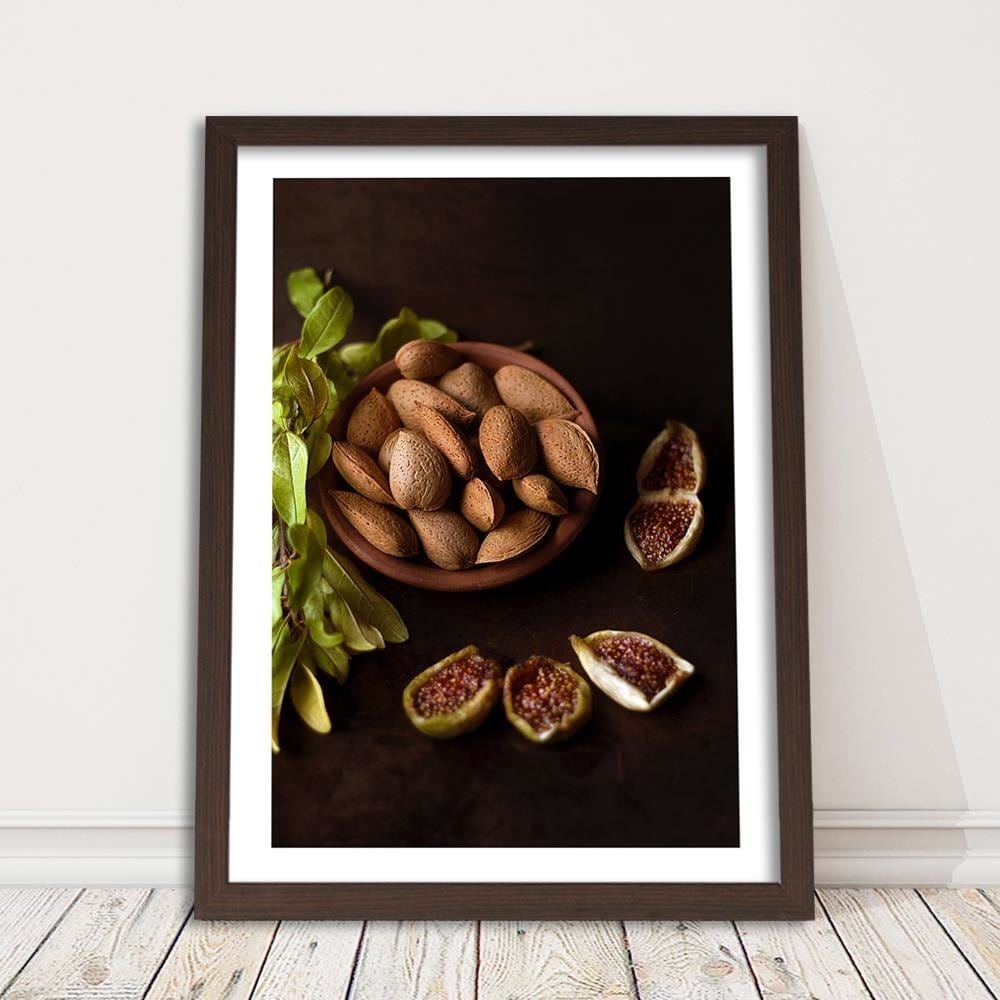 Glezna brūnā rāmī - Almonds In The Shell  Home Trends DECO