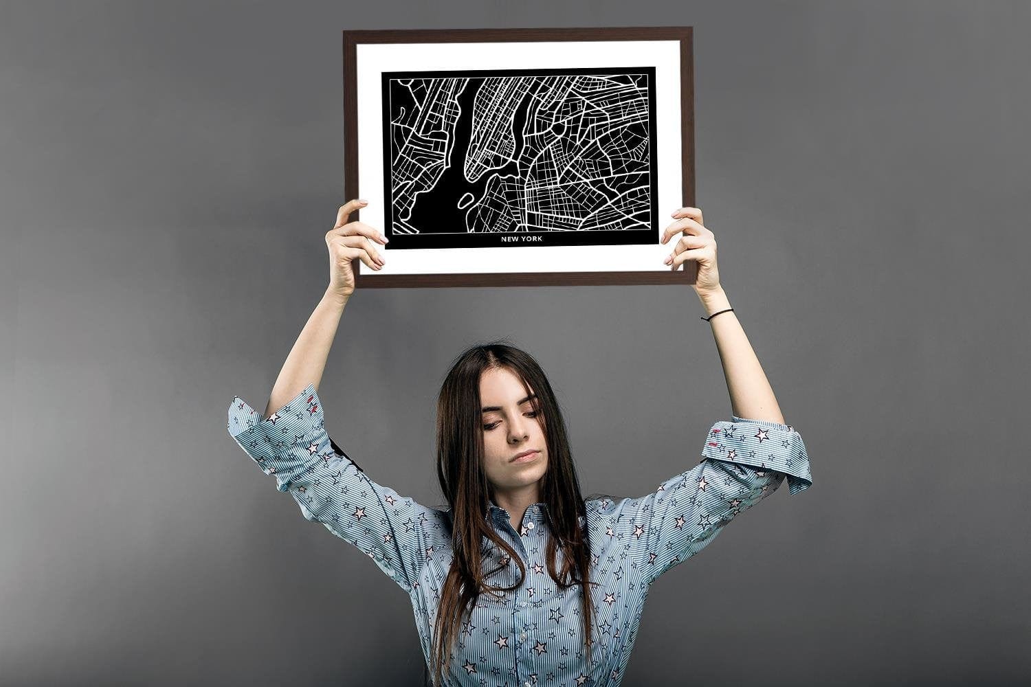 Glezna brūnā rāmī - City In New York  Home Trends DECO