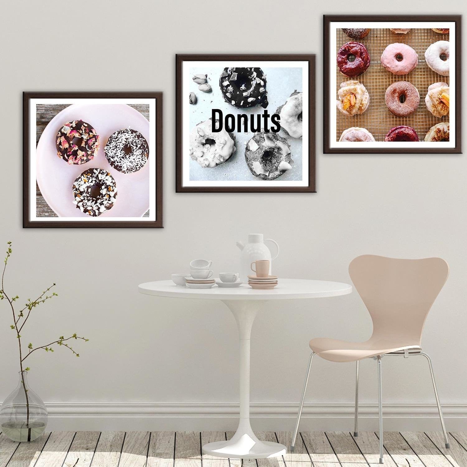 Glezna brūnā rāmī - Colored Donuts  Home Trends DECO