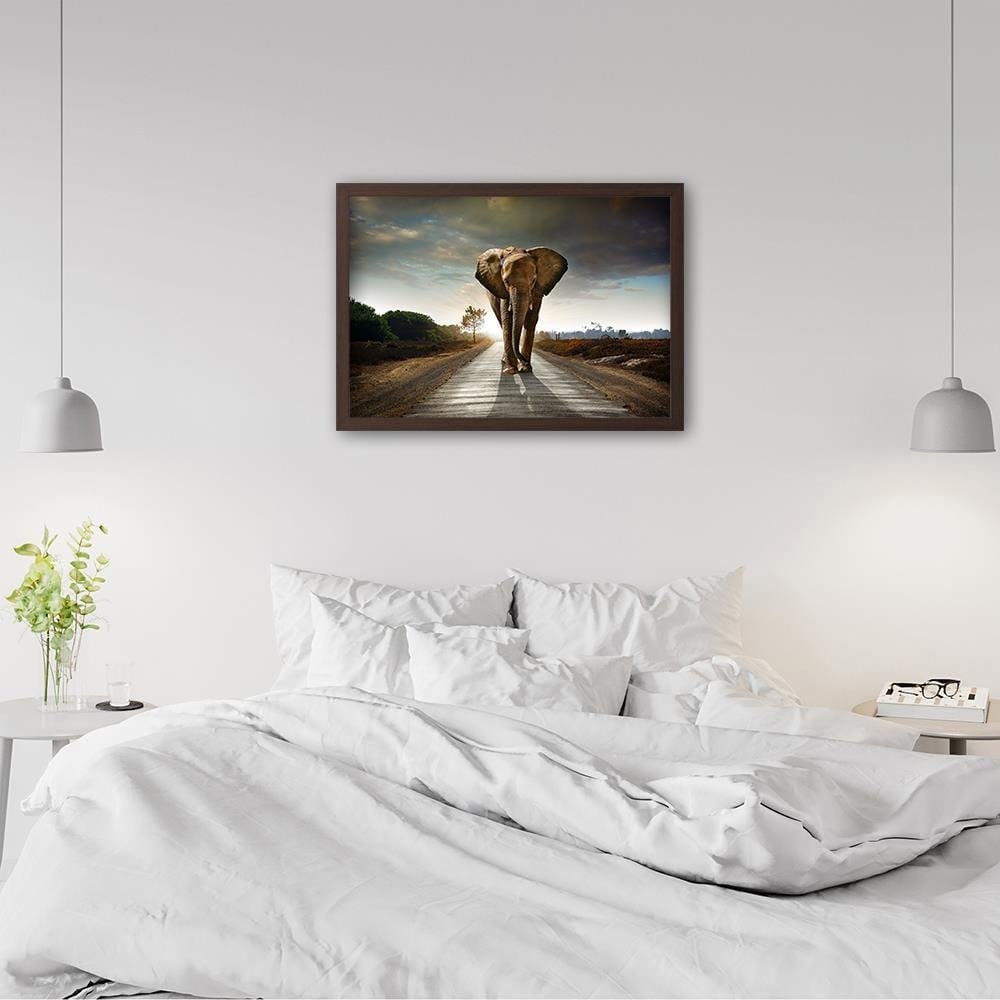 Glezna brūnā rāmī - Elephant On The Road  Home Trends DECO