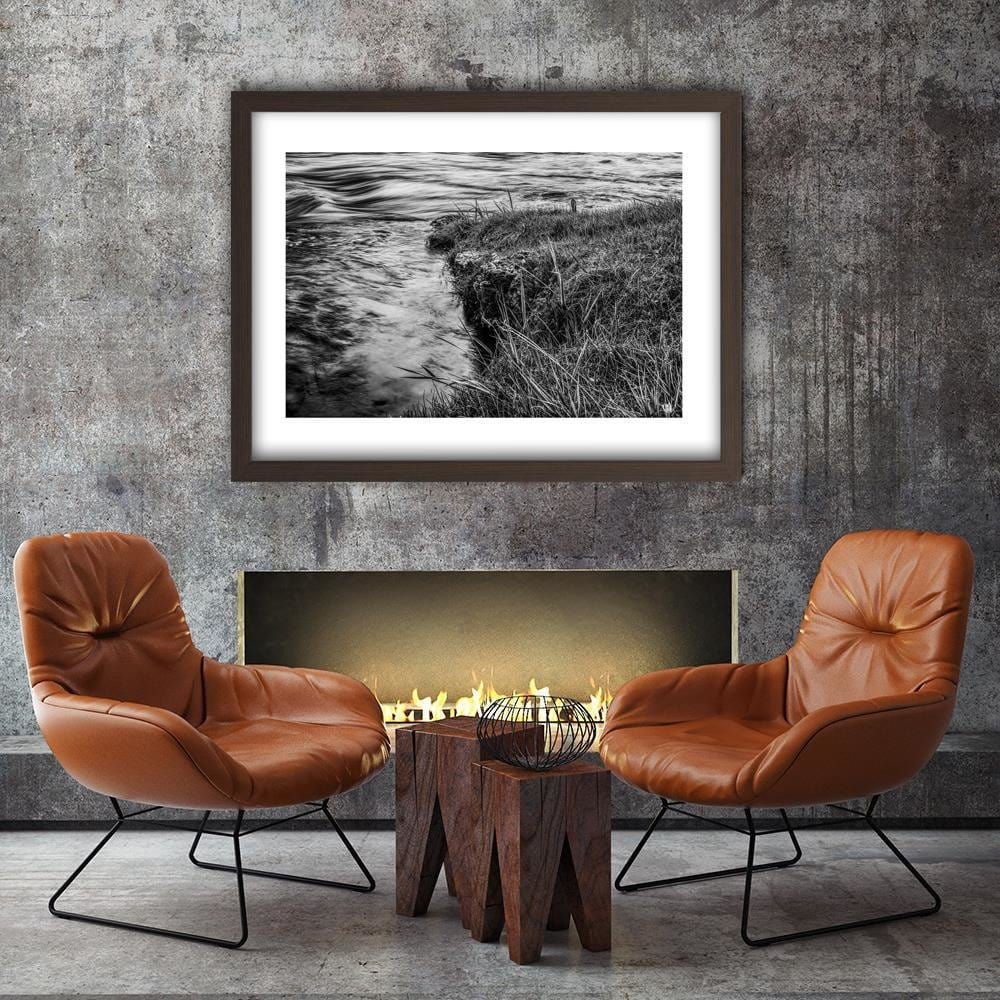 Glezna brūnā rāmī - Grass Over Water  Home Trends DECO