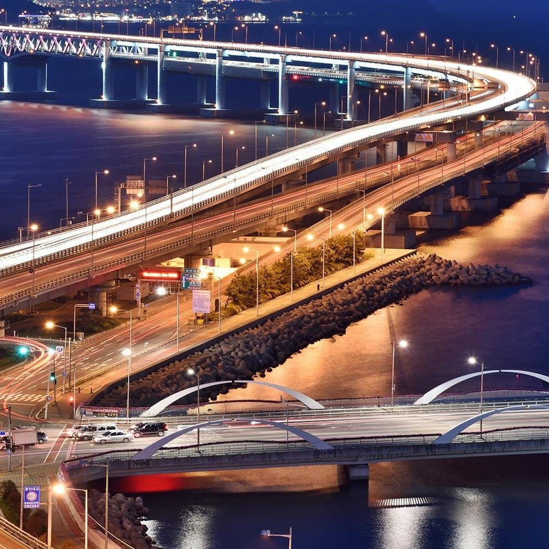 Glezna brūnā rāmī - Gwangan Bridge In South Korea  Home Trends DECO