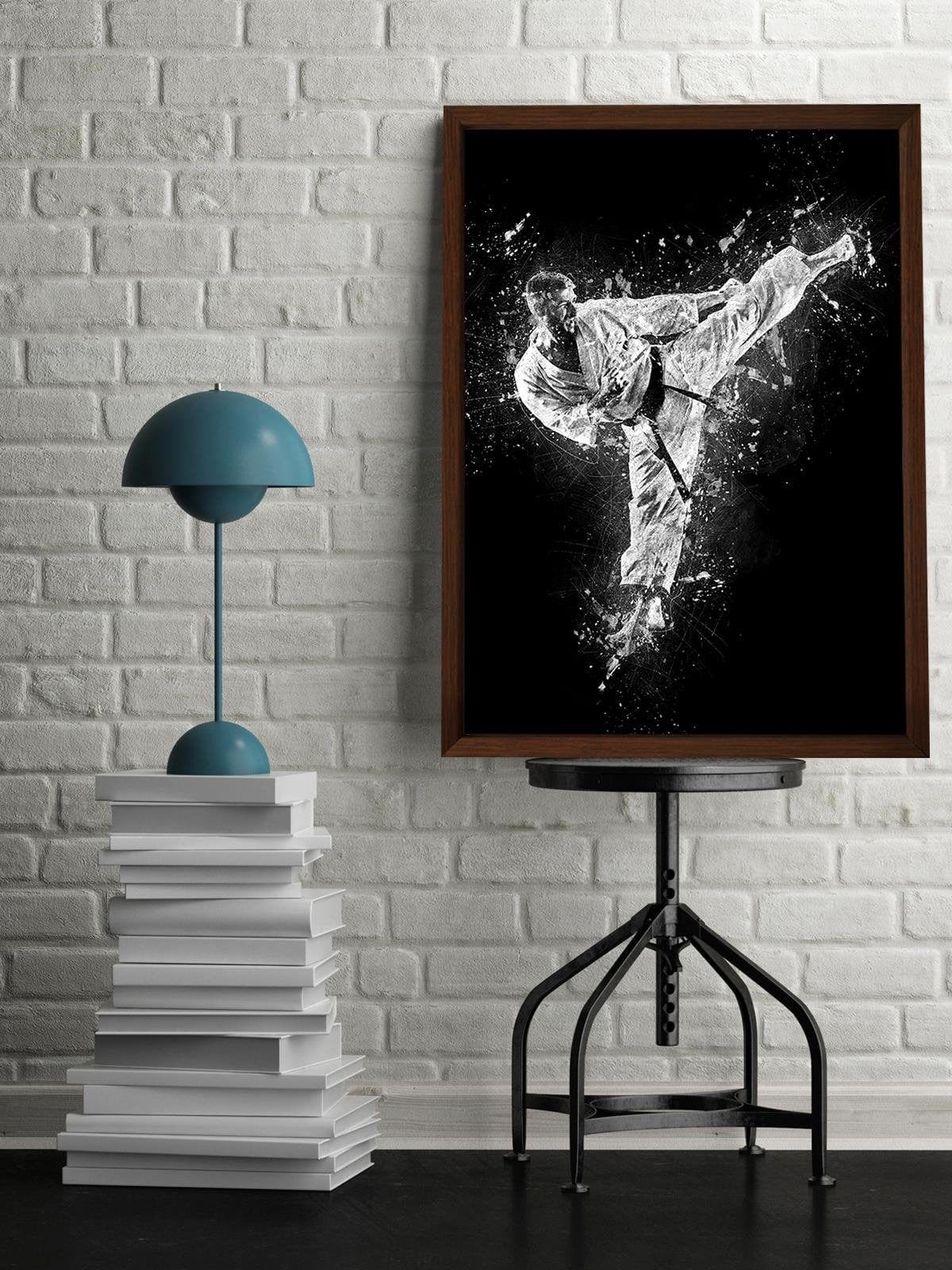 Glezna brūnā rāmī - Karateka  Home Trends DECO